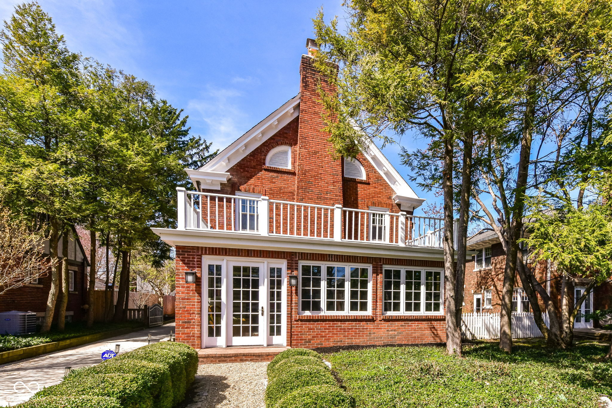 5164 N Illinois Street
