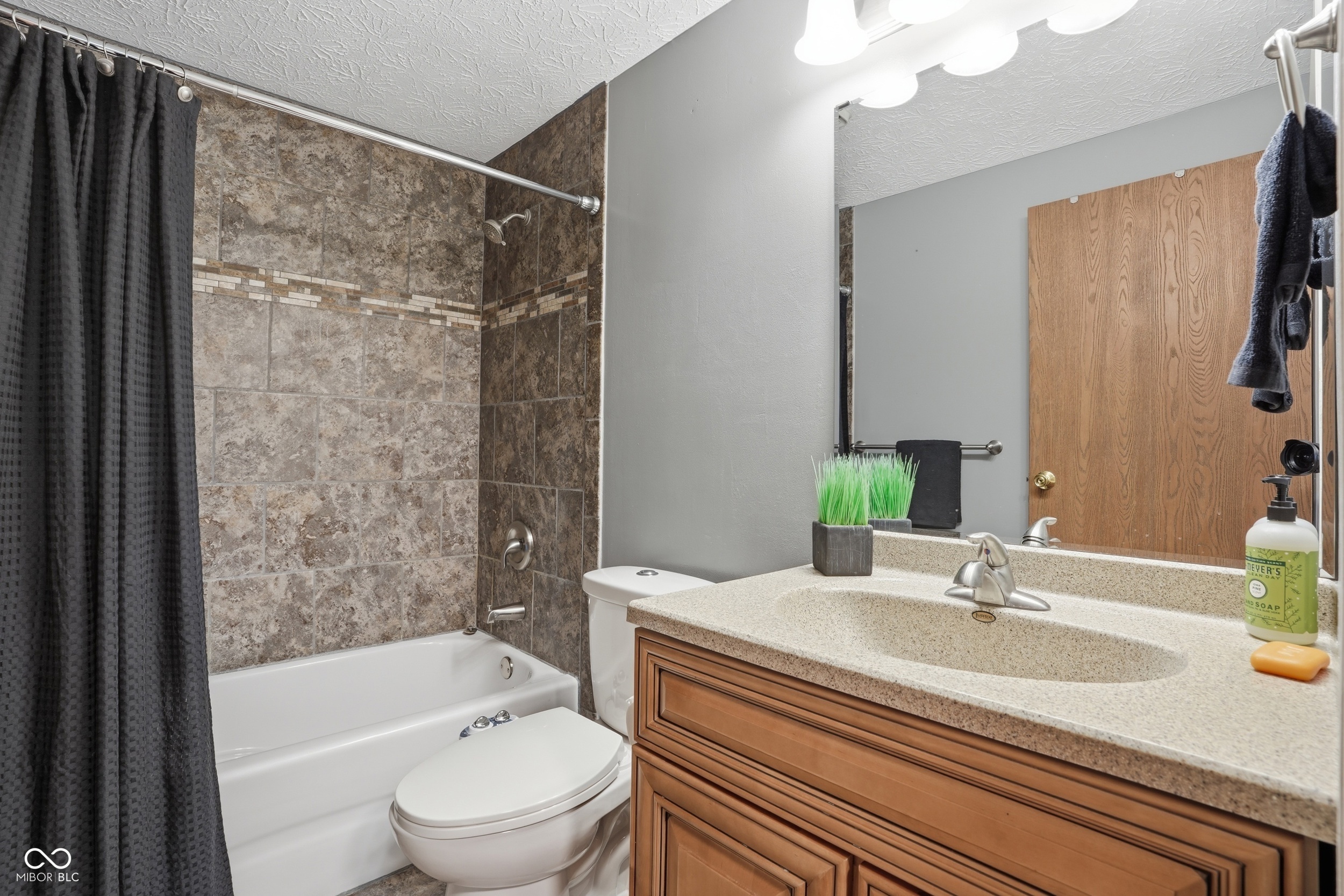 8511 Greywell Circle
