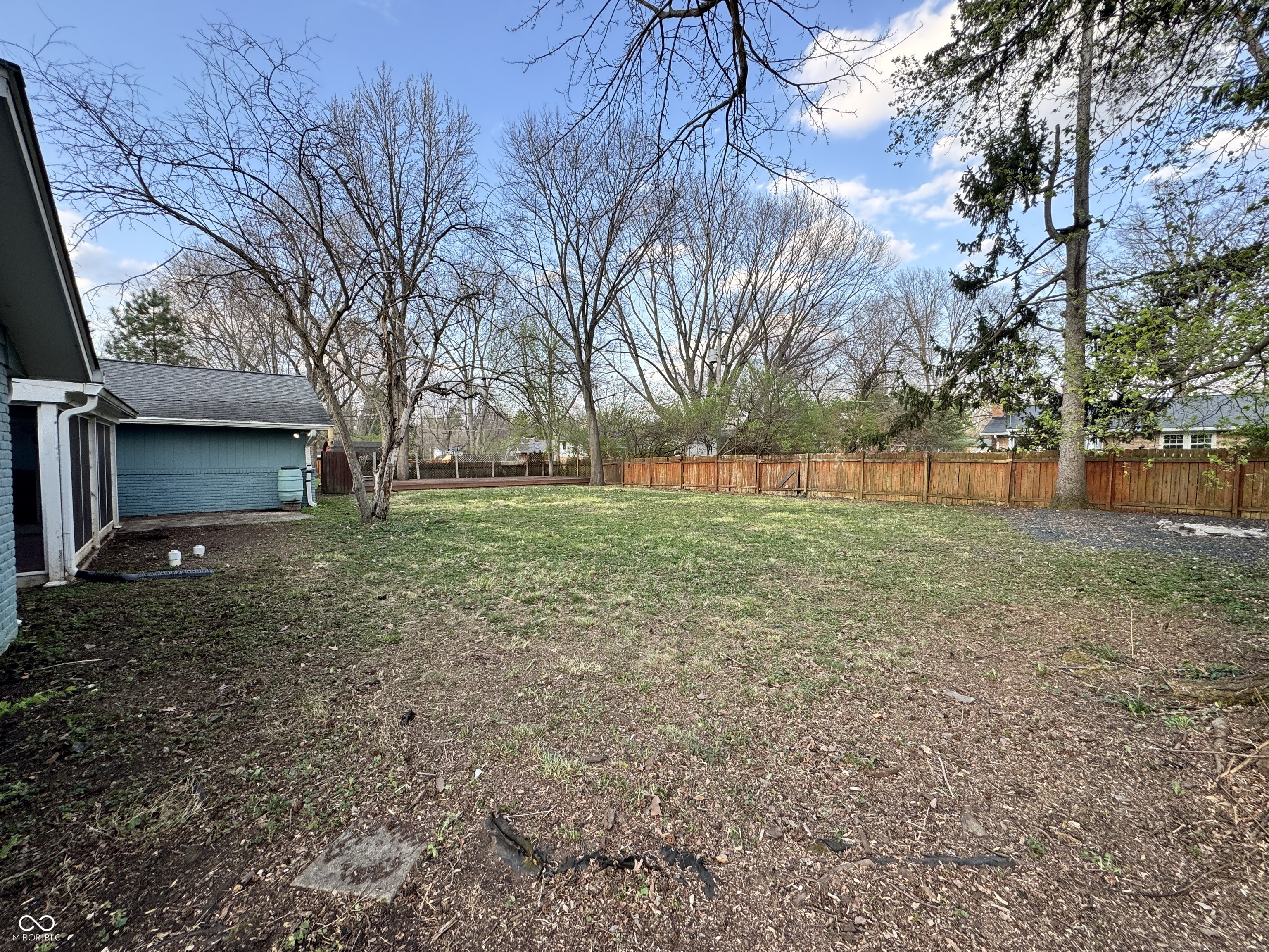 7425 Dean Road