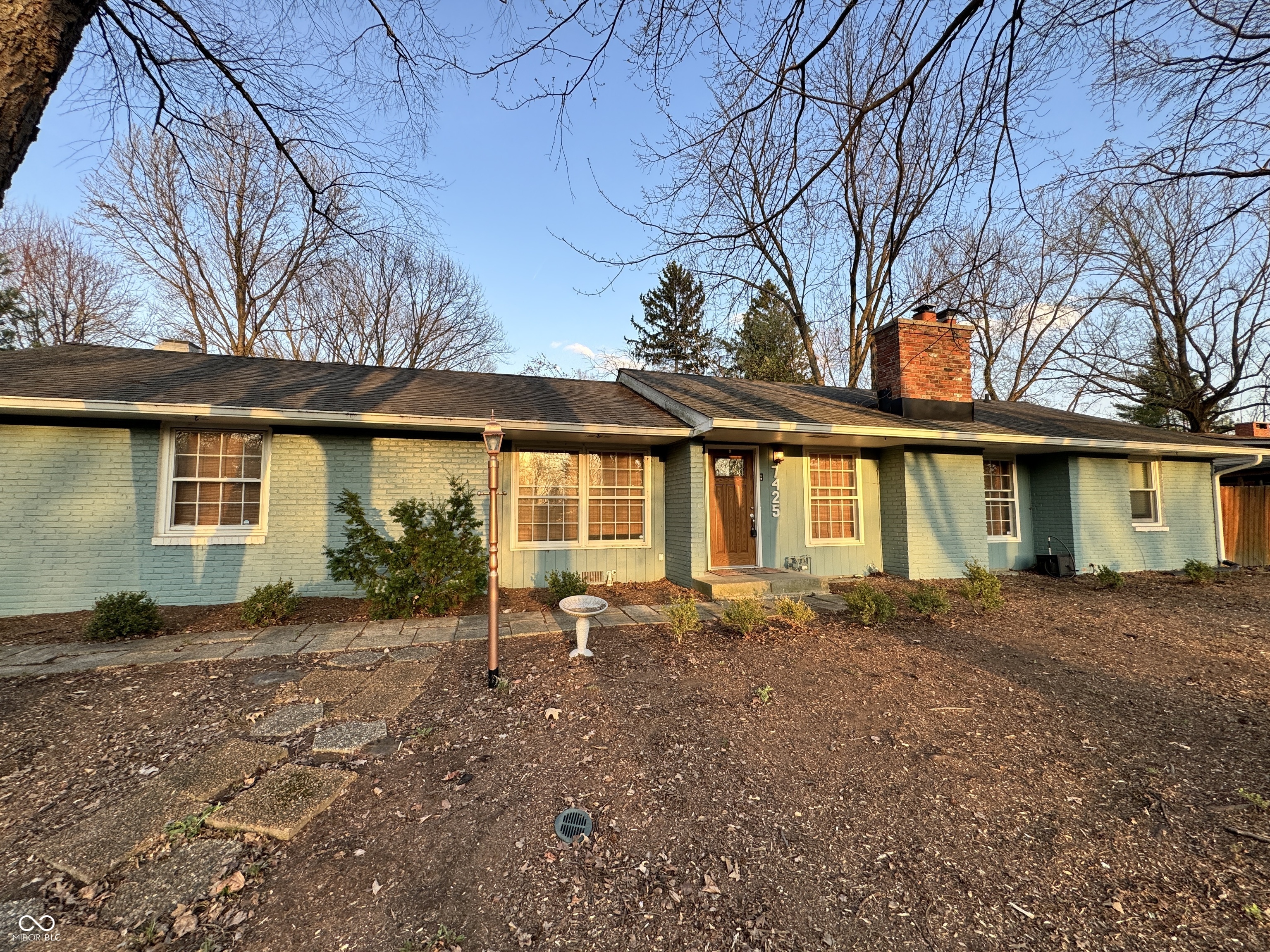 7425 Dean Road