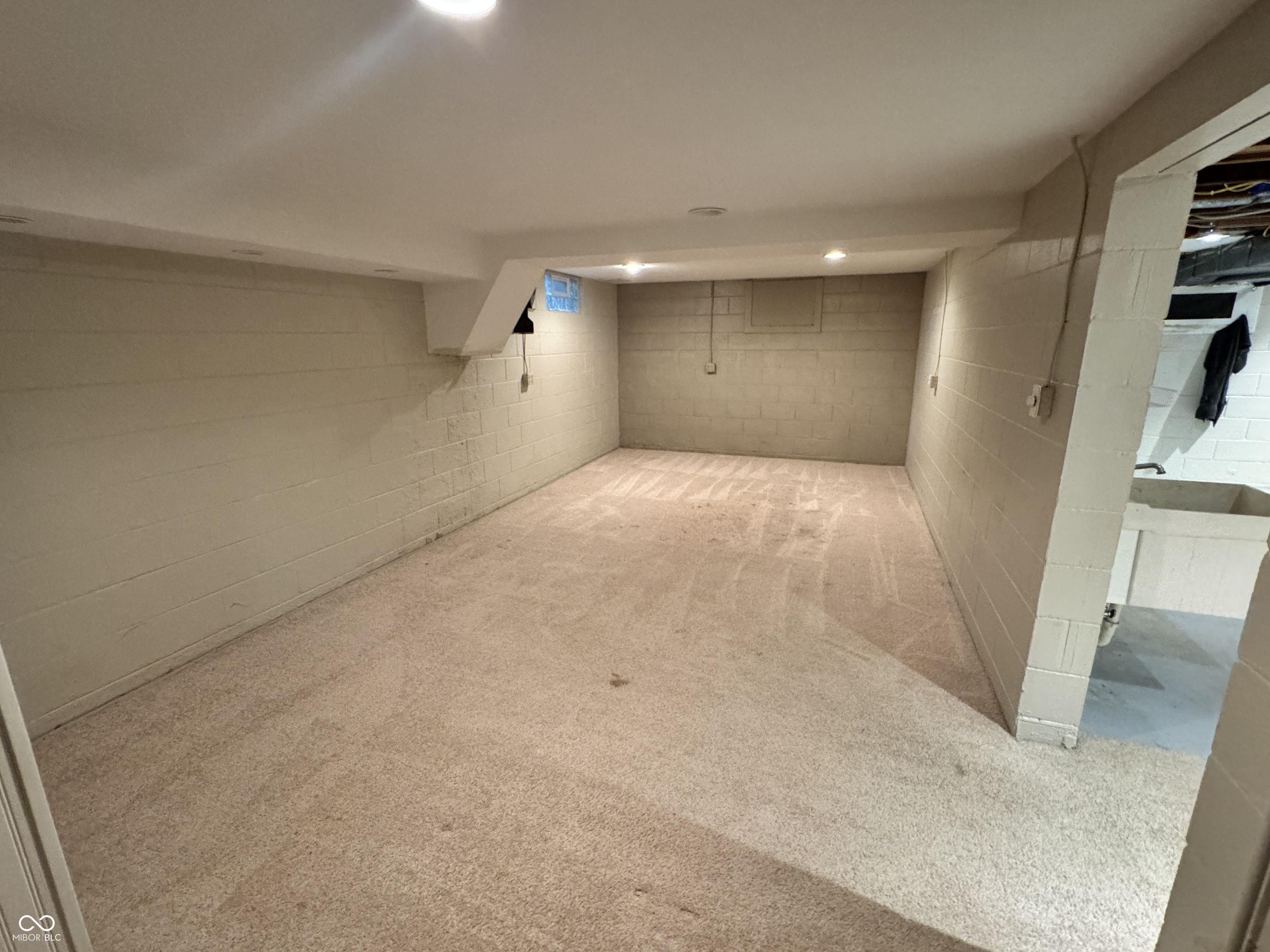 7425 Dean Road