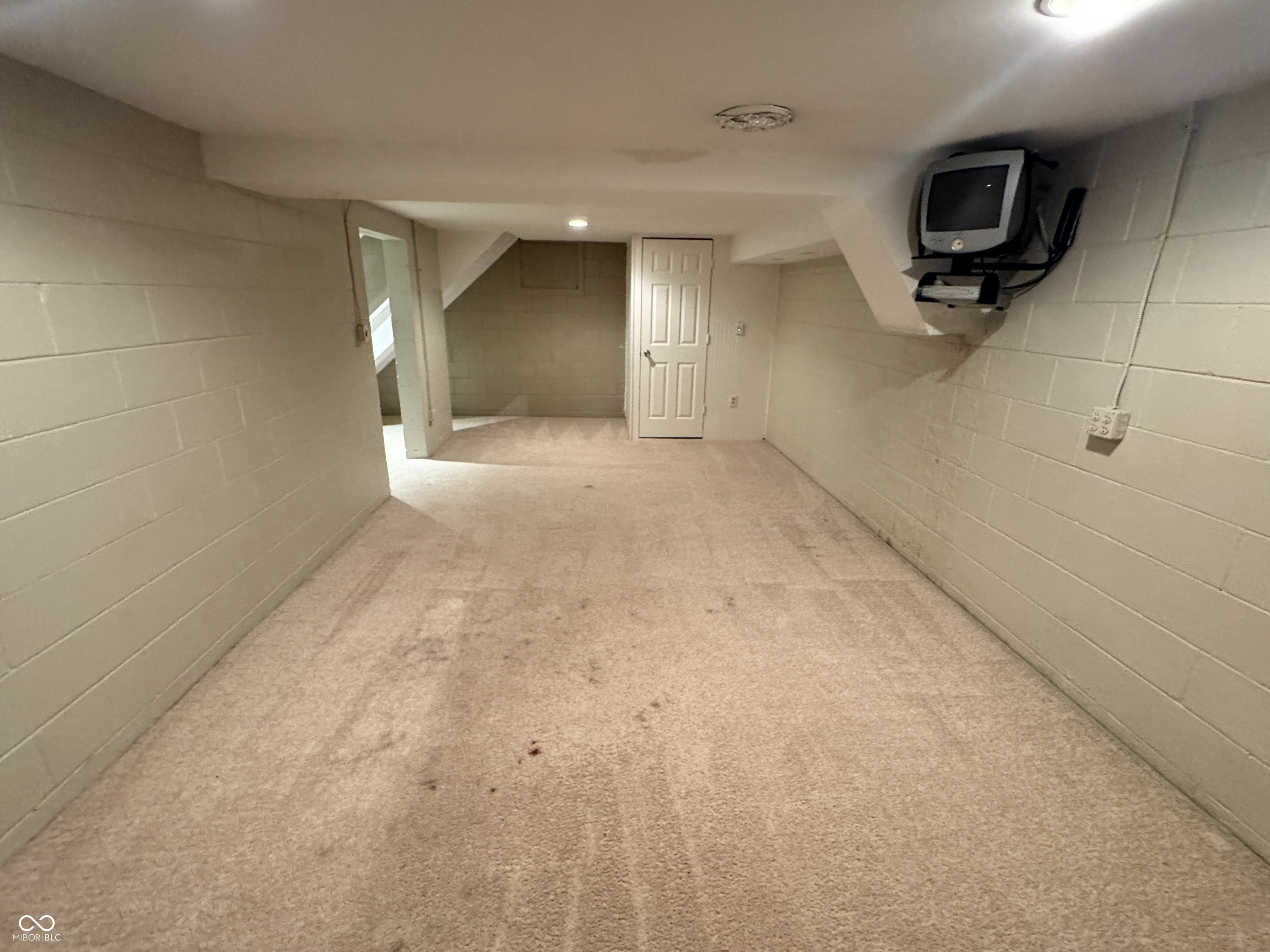 7425 Dean Road