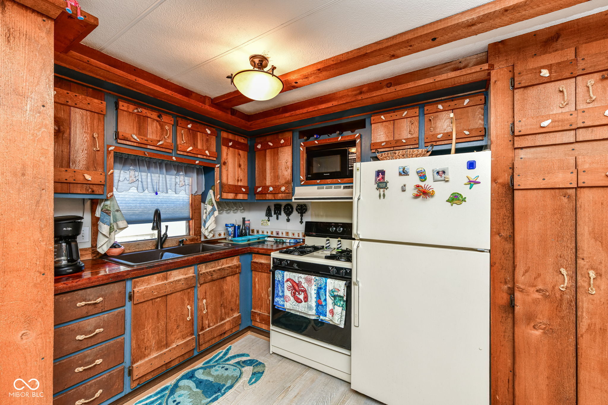 37 Blue Water Drive