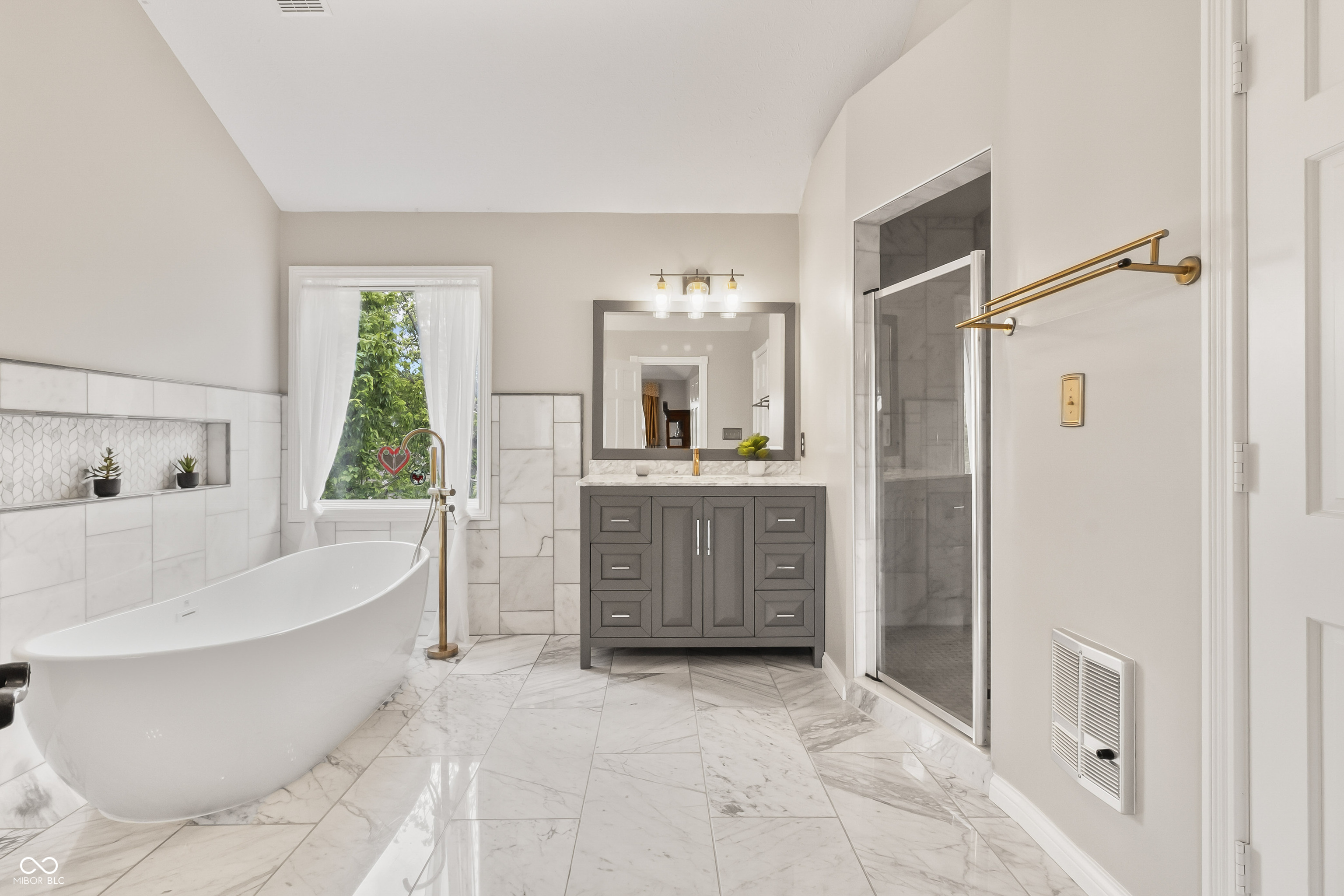 8646 Sturgeon Bay Lane