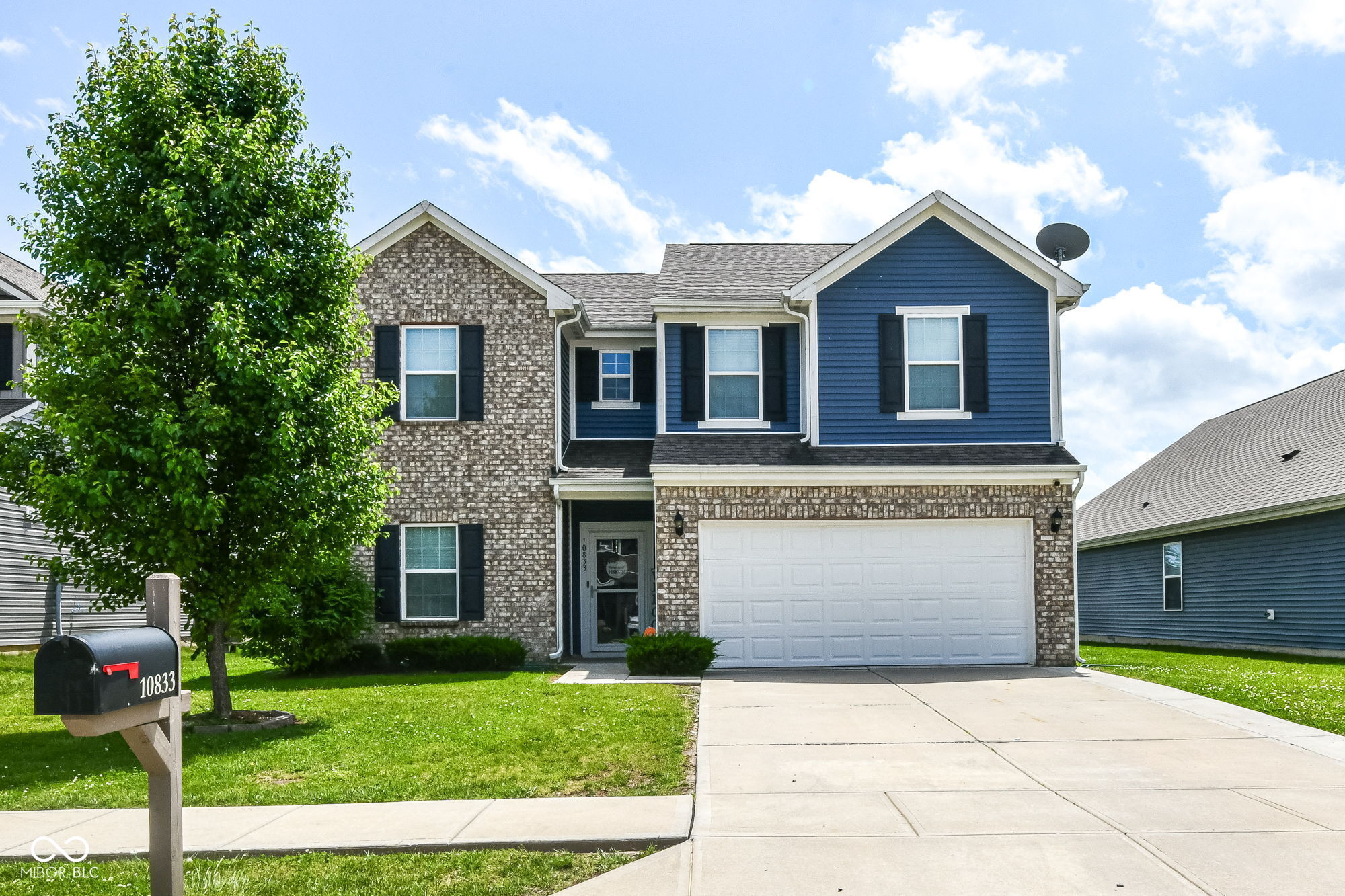 10833 Hunter Lake Lane