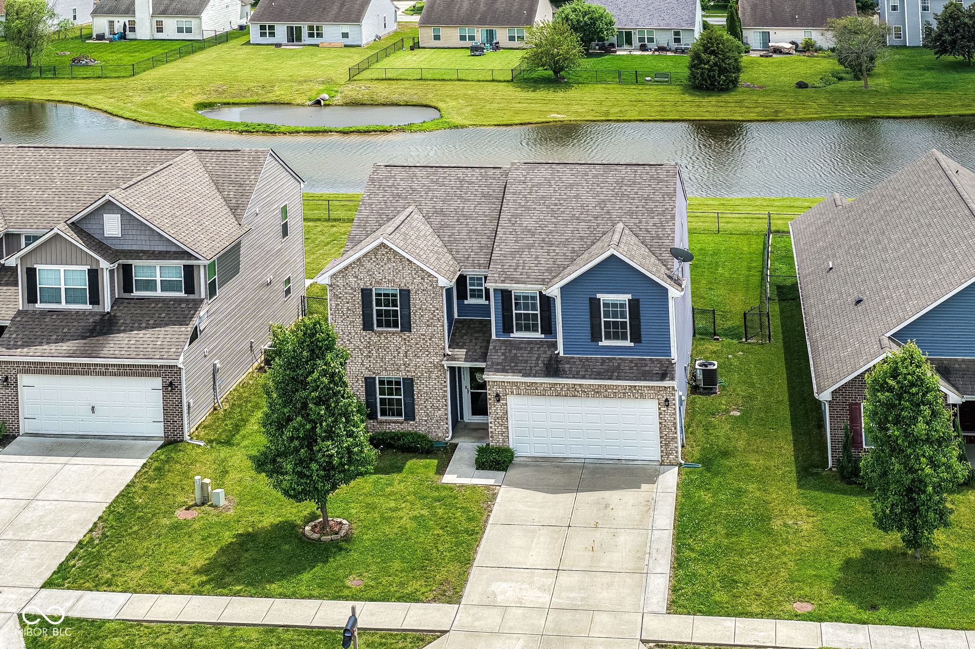 10833 Hunter Lake Lane