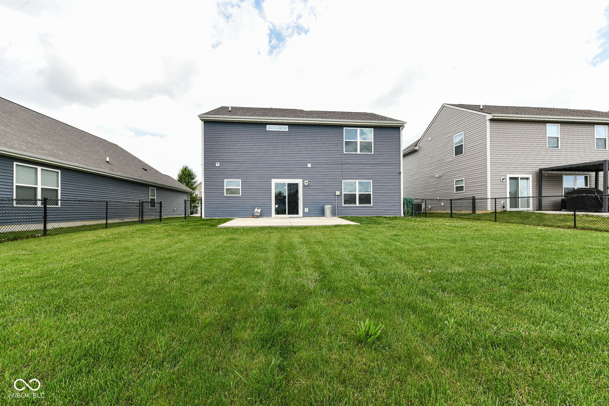 10833 Hunter Lake Lane