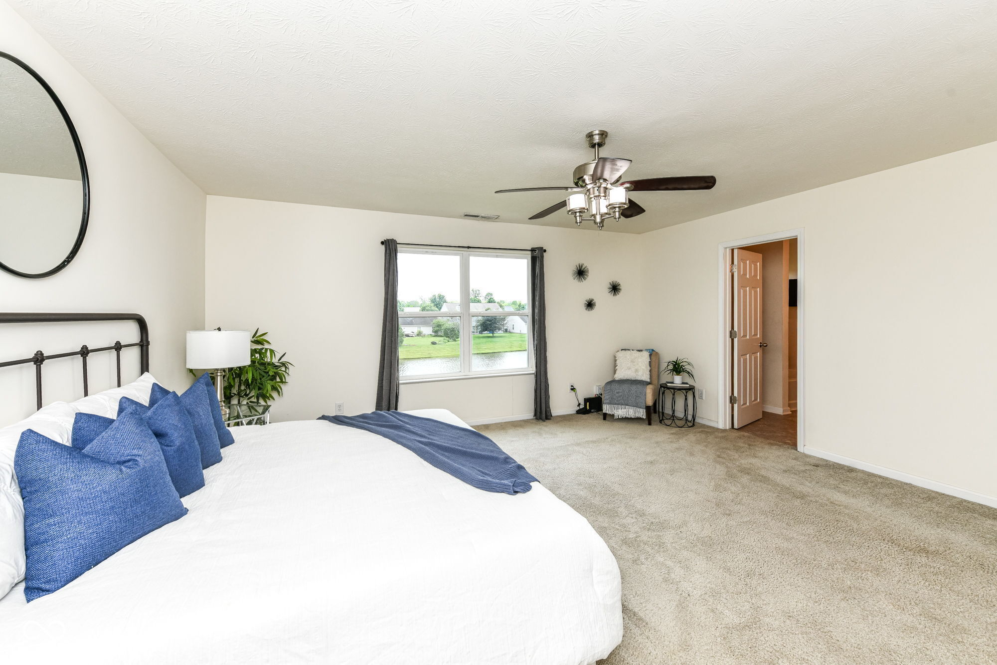 10833 Hunter Lake Lane