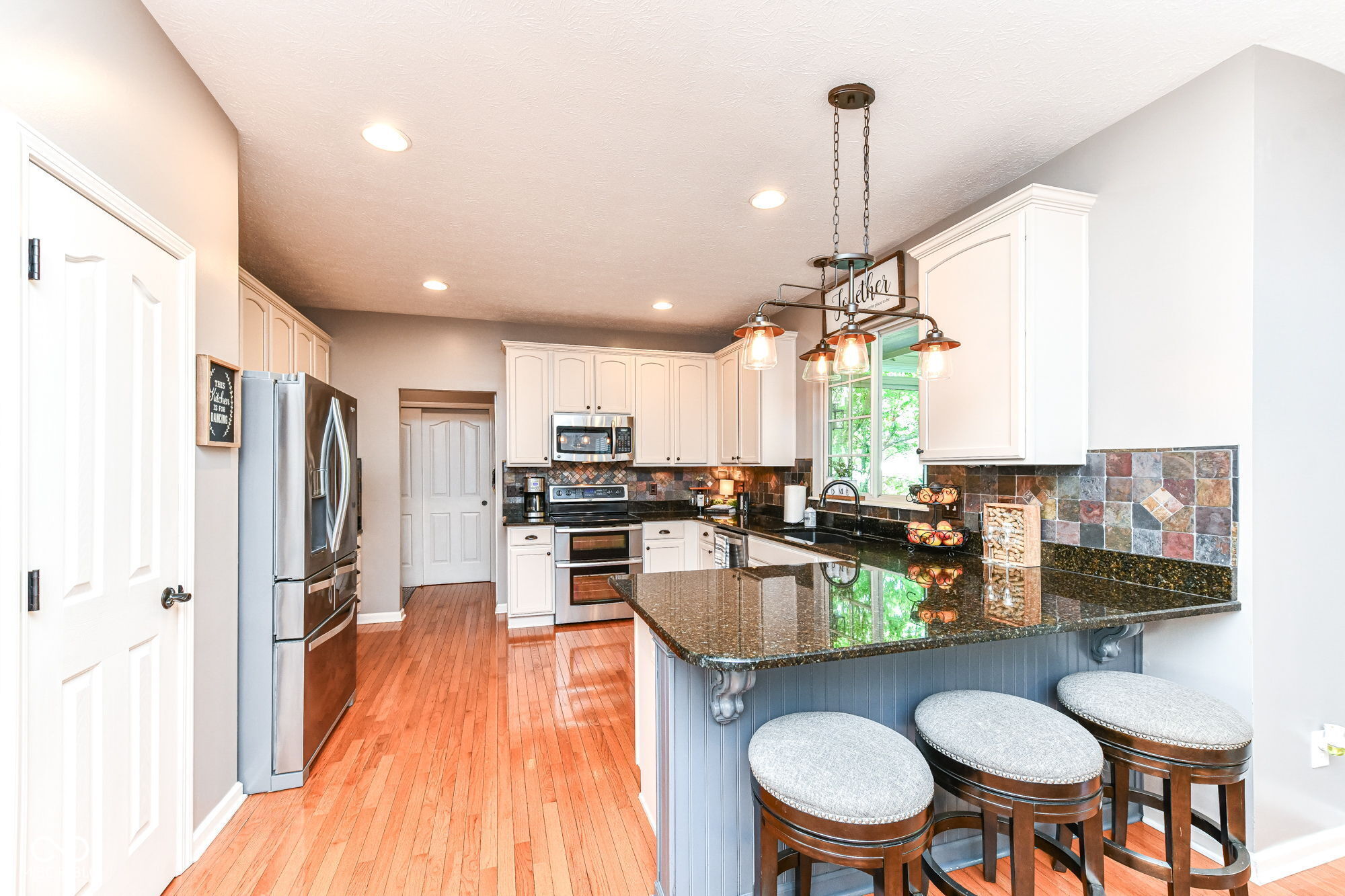 19102 Walter Grove Drive