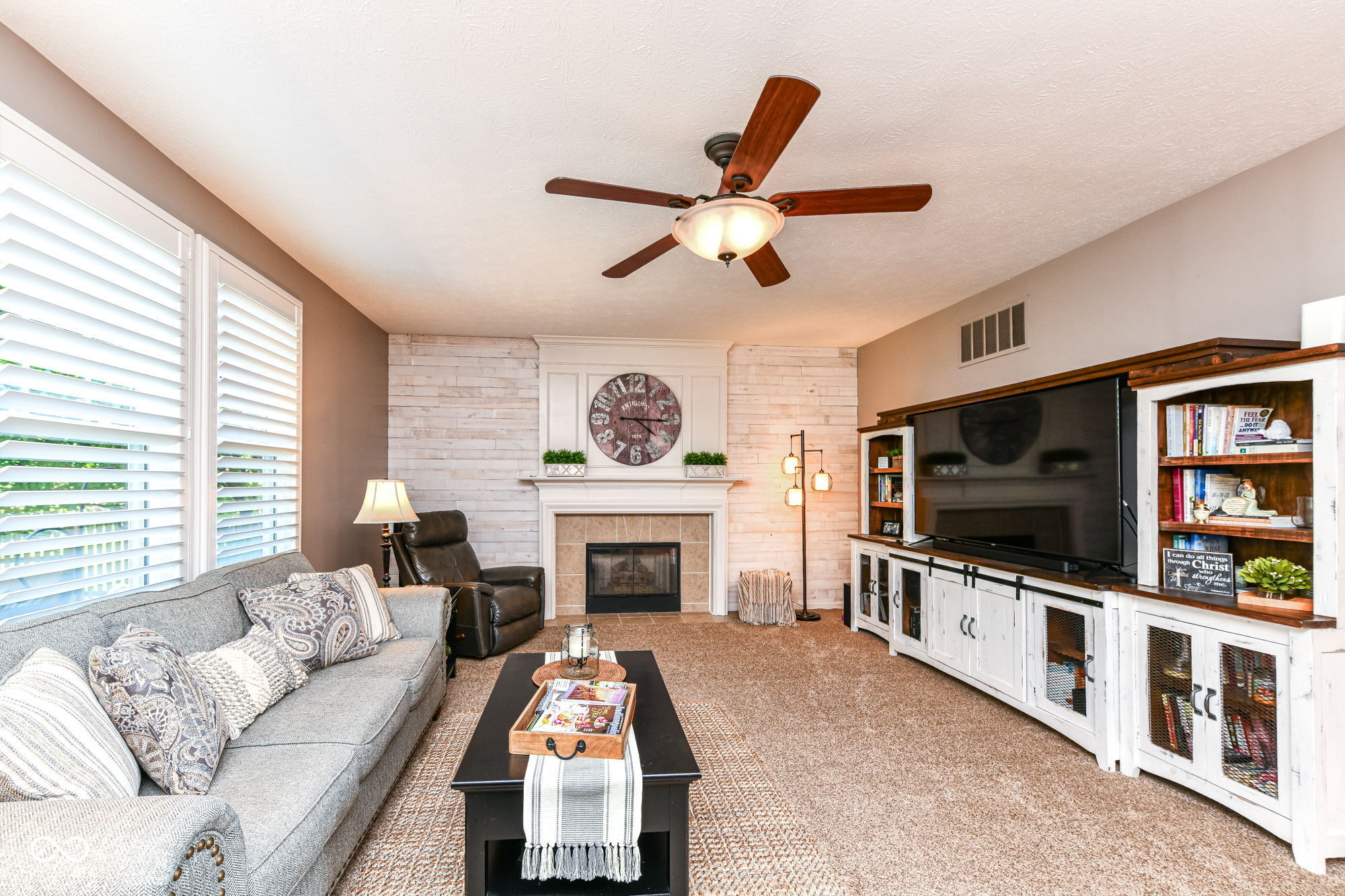 19102 Walter Grove Drive