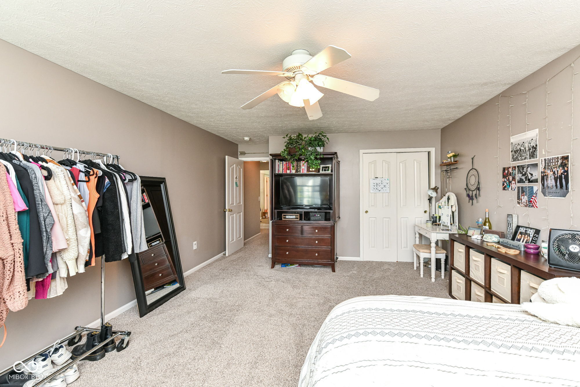 19102 Walter Grove Drive