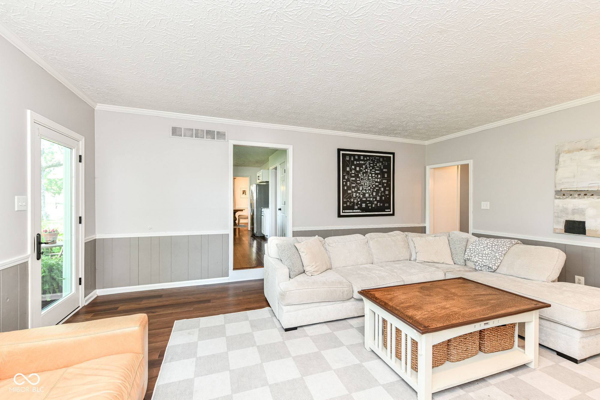485 Meadowview Court