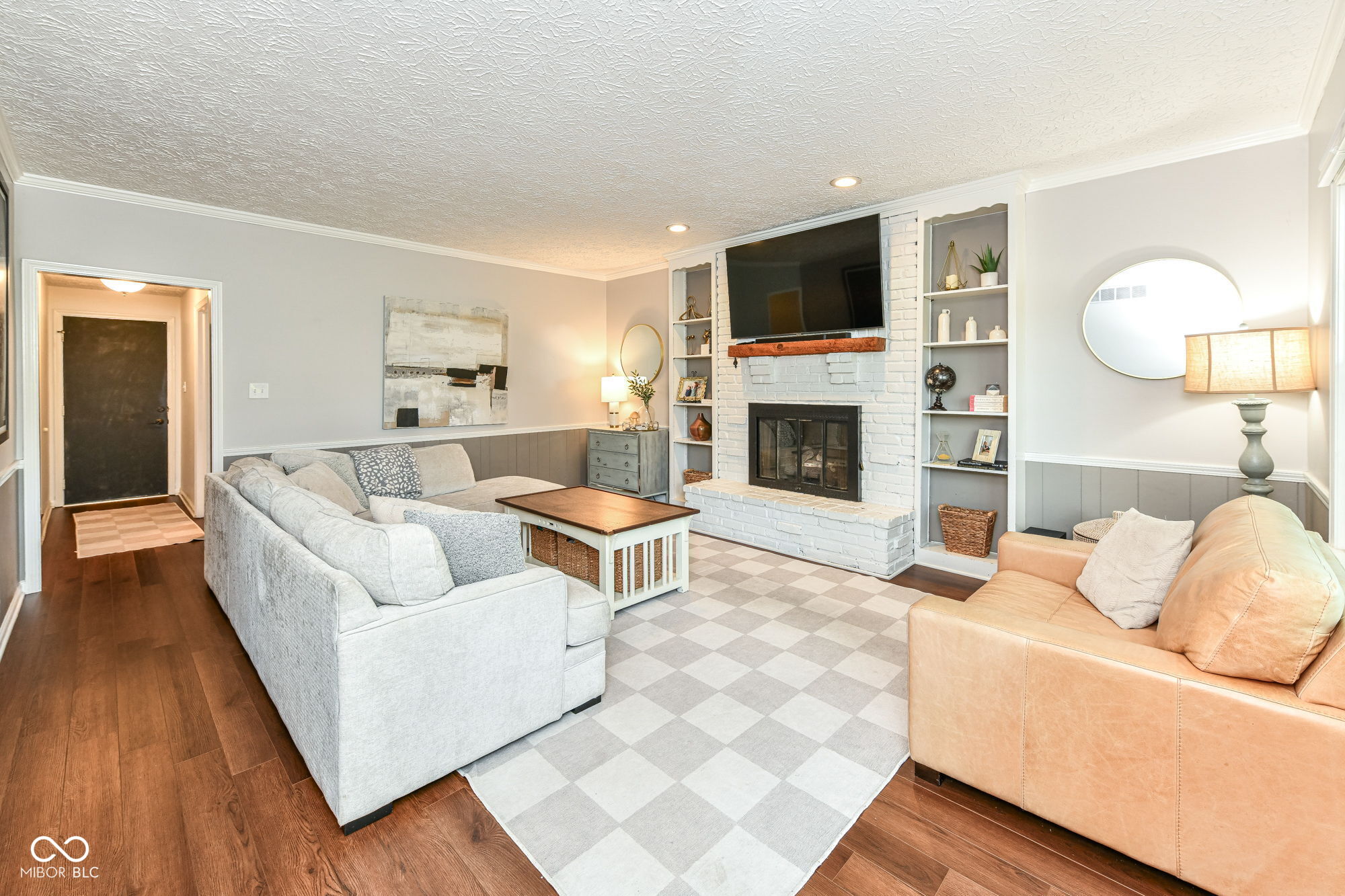 485 Meadowview Court