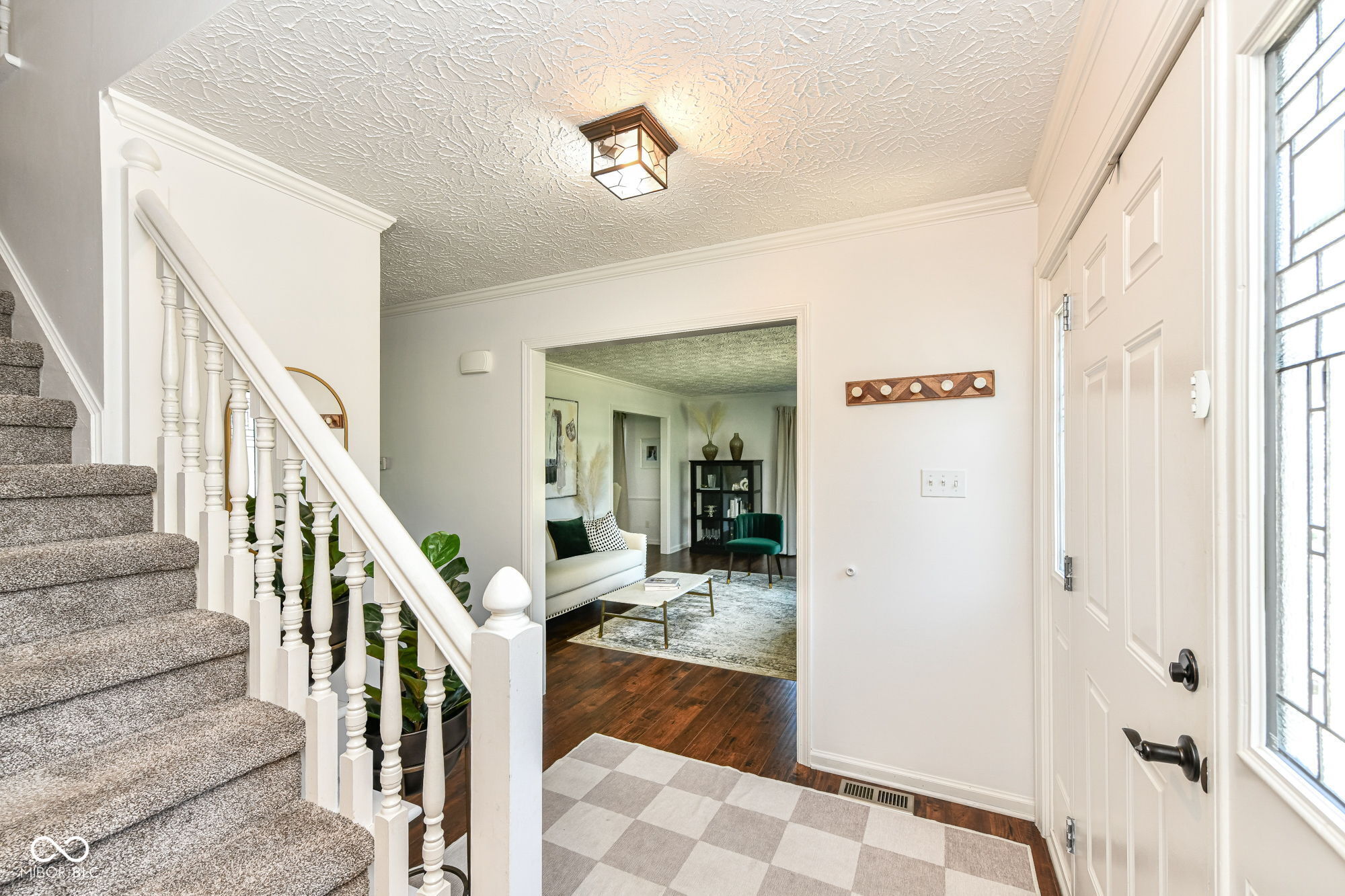 485 Meadowview Court