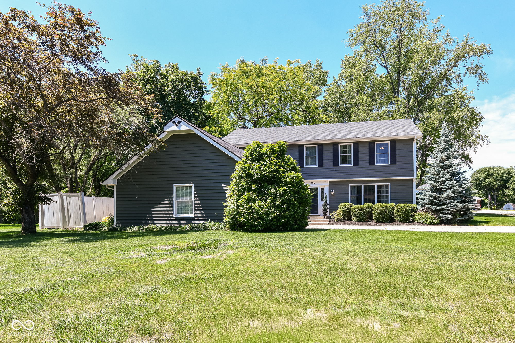 485 Meadowview Court