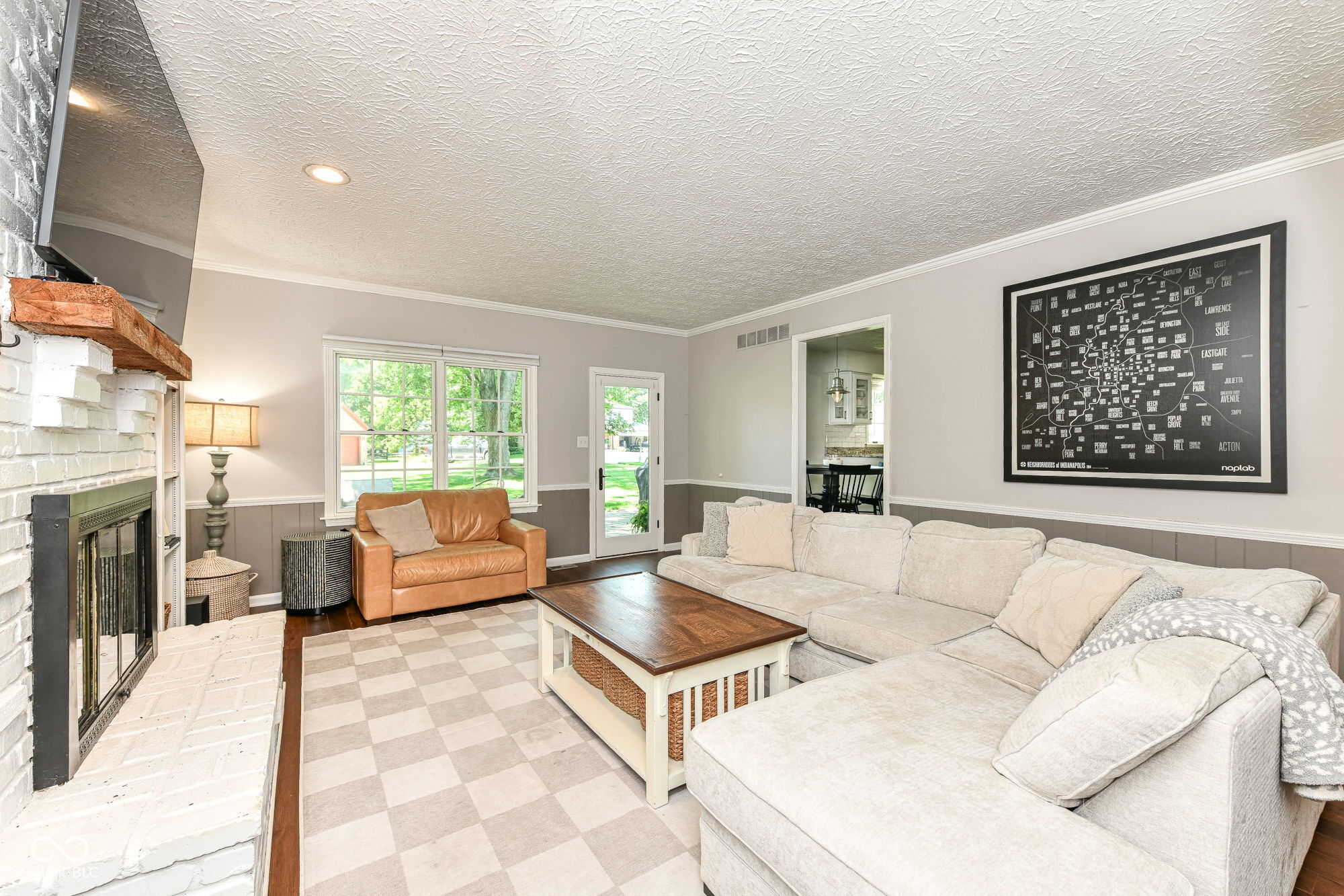 485 Meadowview Court
