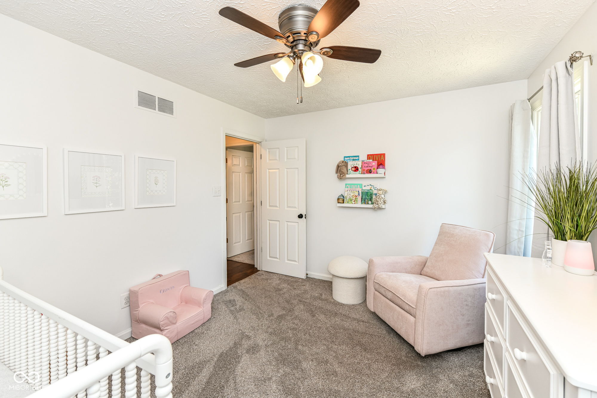 485 Meadowview Court