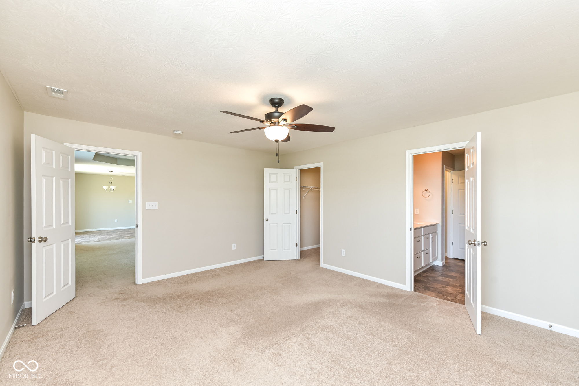8611 Fawn Way
