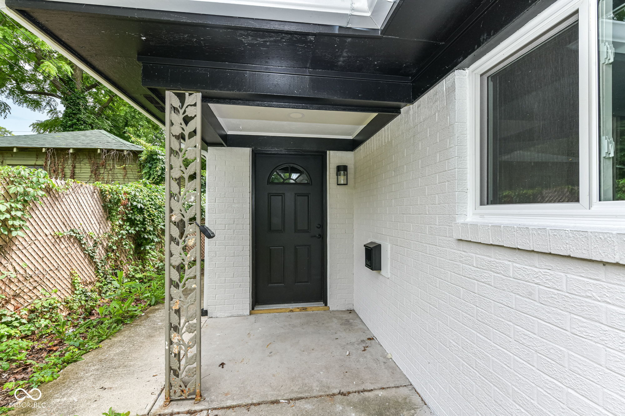 5017 E 14th Street
