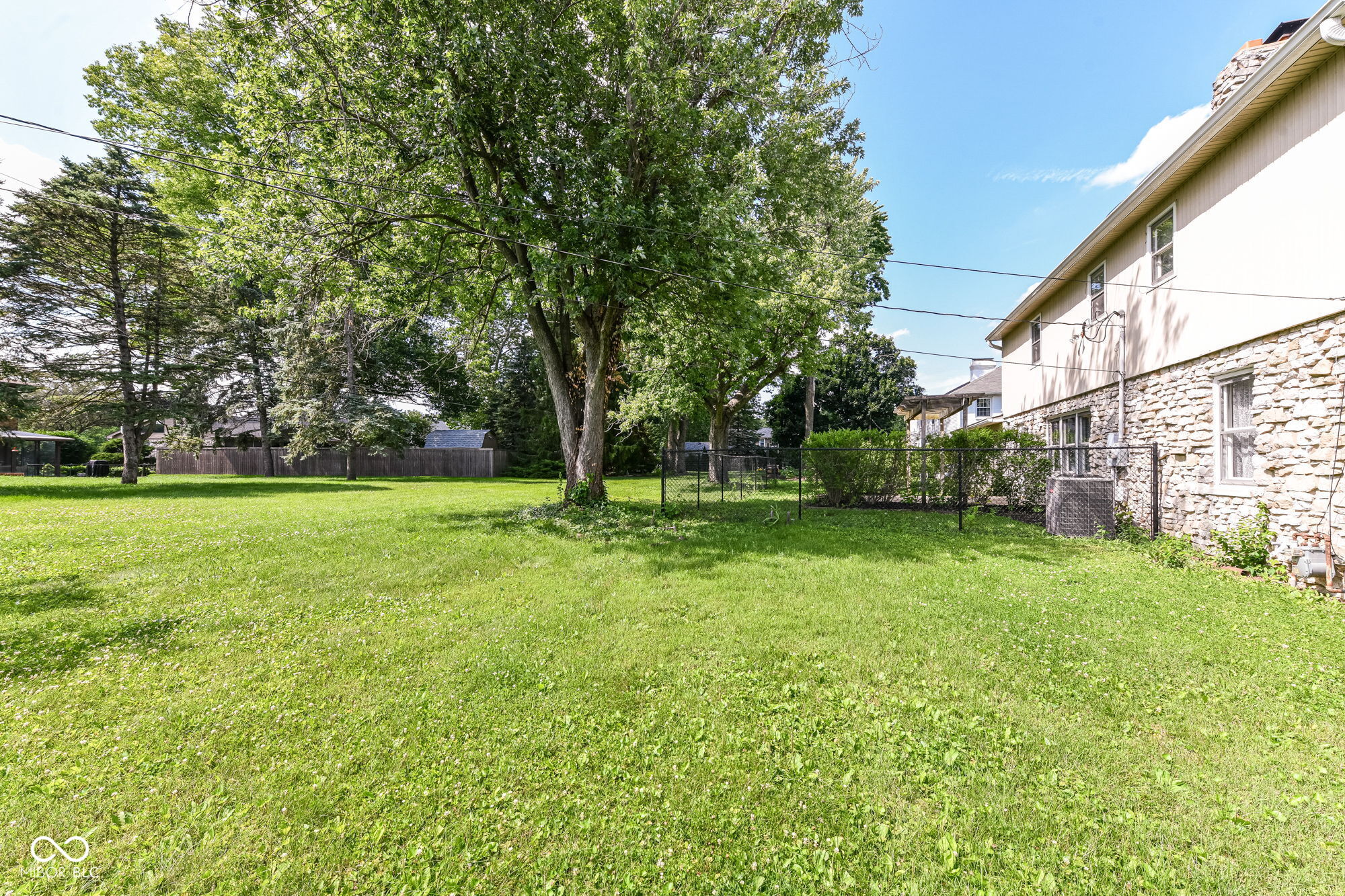 7138 Moorgate Road