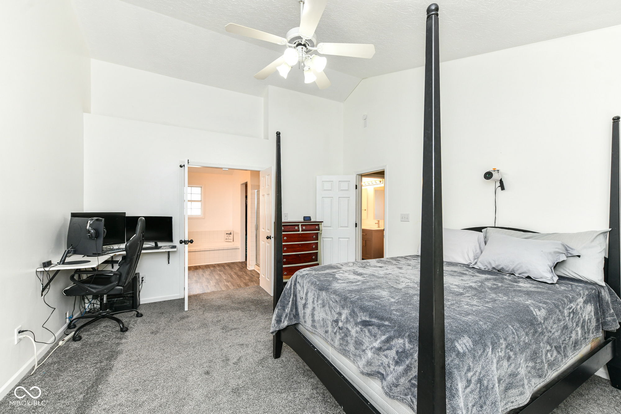 10043 Sanger Drive