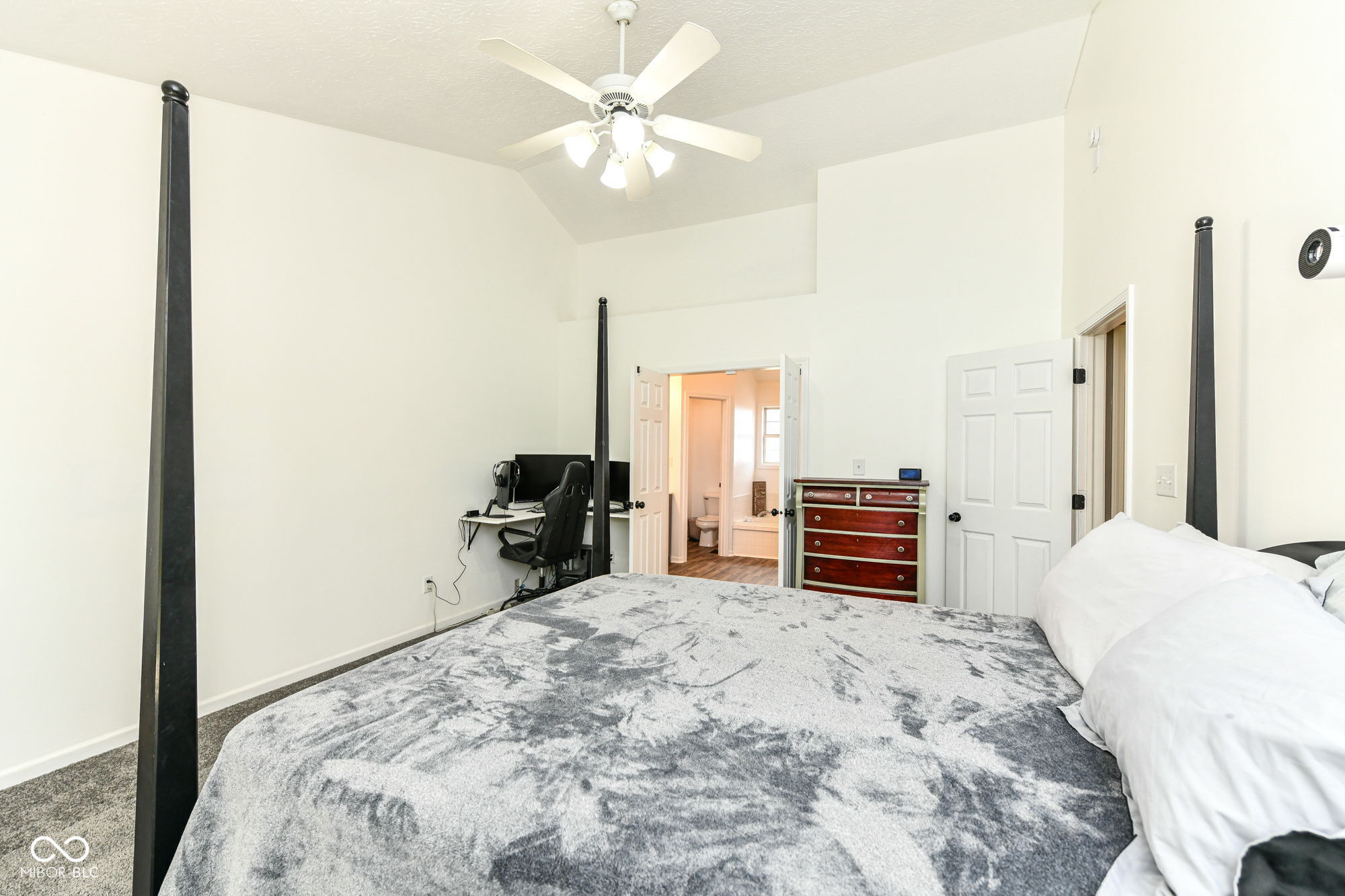 10043 Sanger Drive