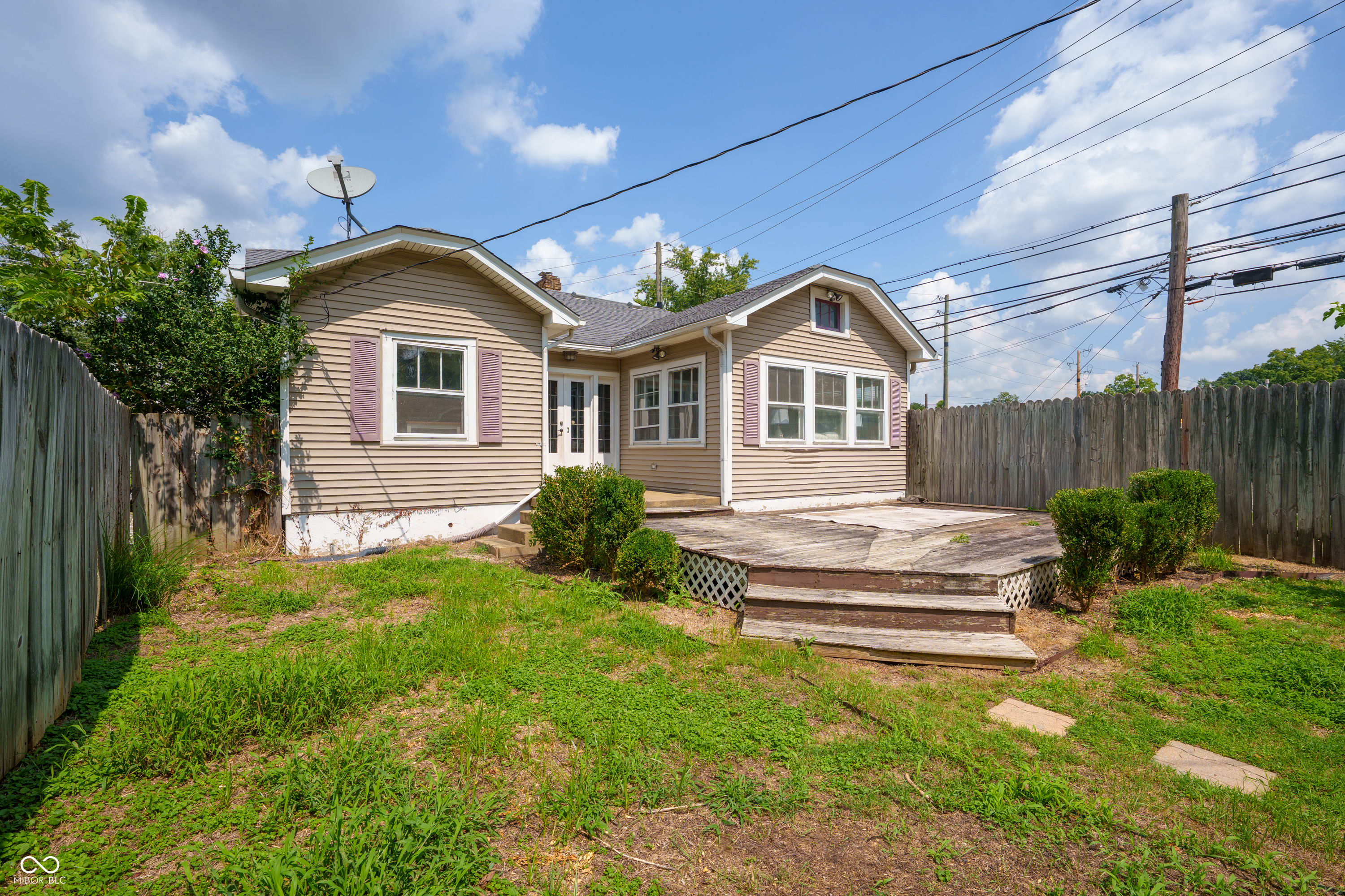 621 Kessler Boulevard East Drive