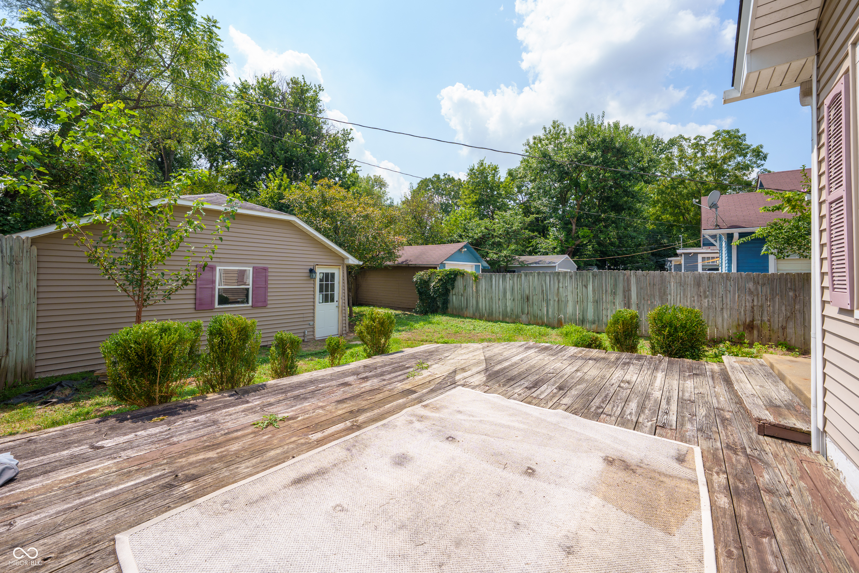 621 Kessler Boulevard East Drive