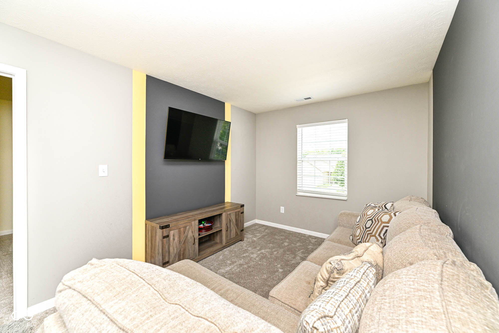 10729 Hunter Lake Lane