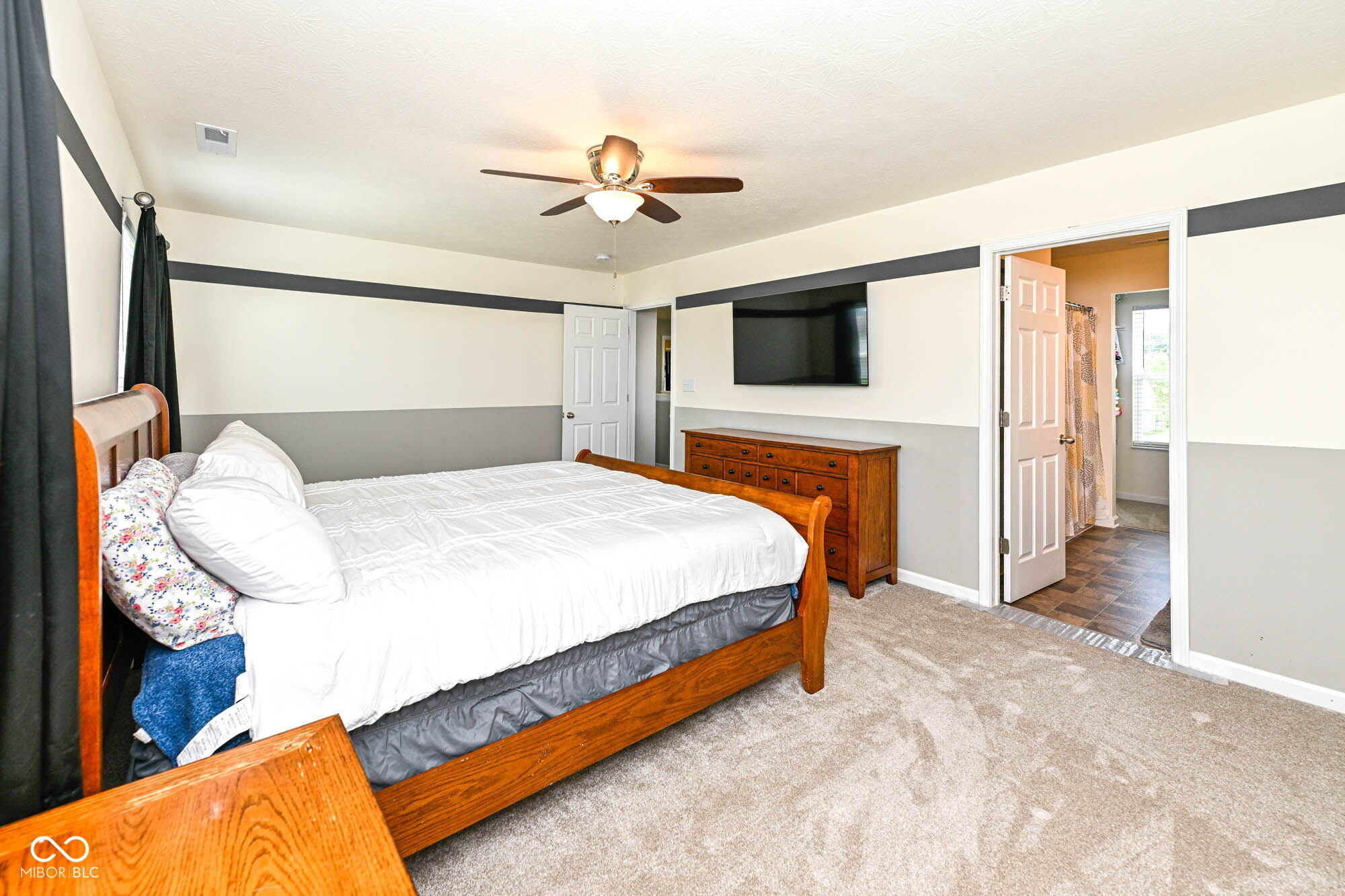 10729 Hunter Lake Lane
