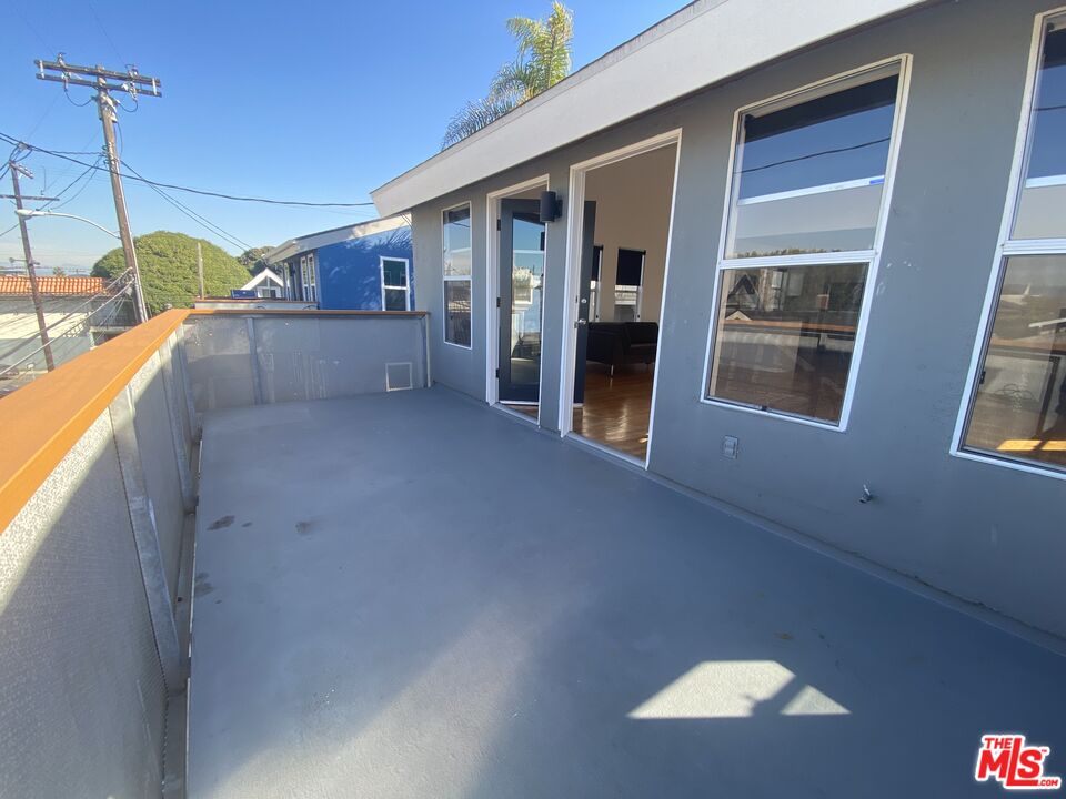 39 Clubhouse Ave Unit: B