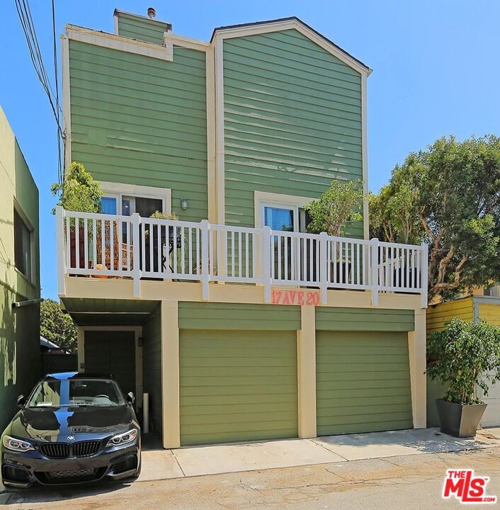 17 20TH AVE Unit: B