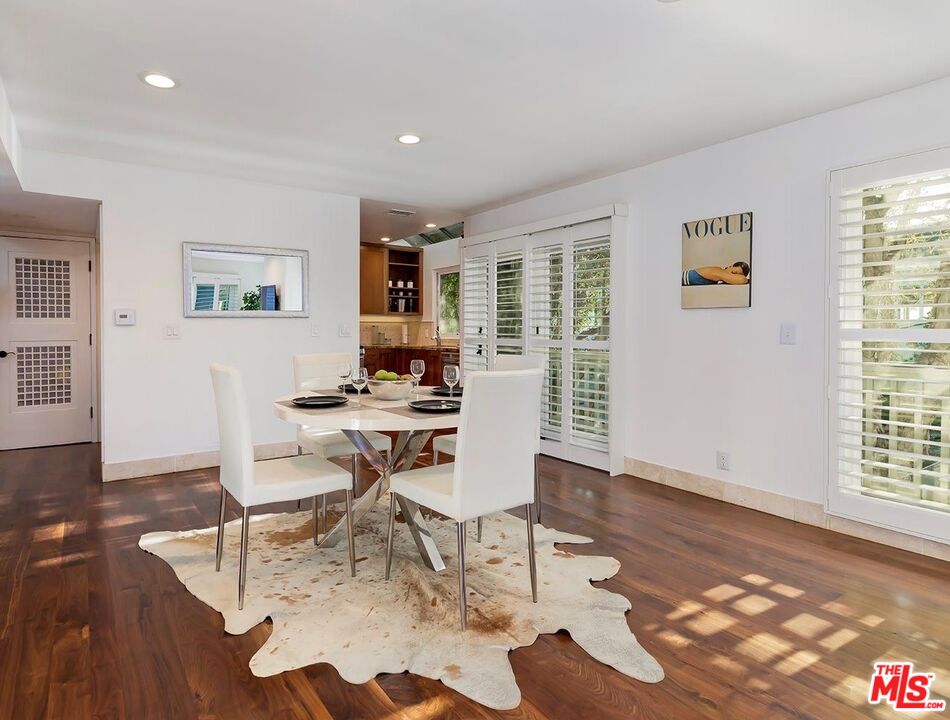 17 20TH AVE Unit: B