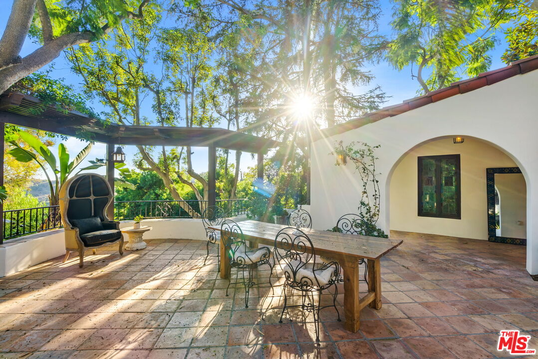 3527 Wonder View Dr