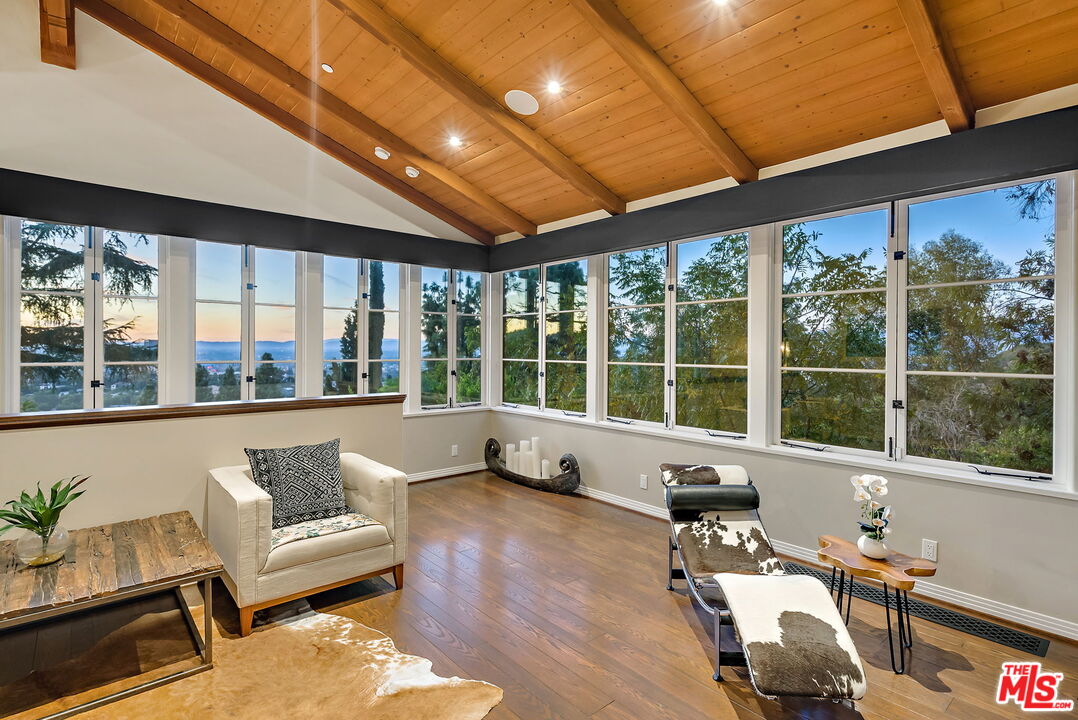 3527 Wonder View Dr