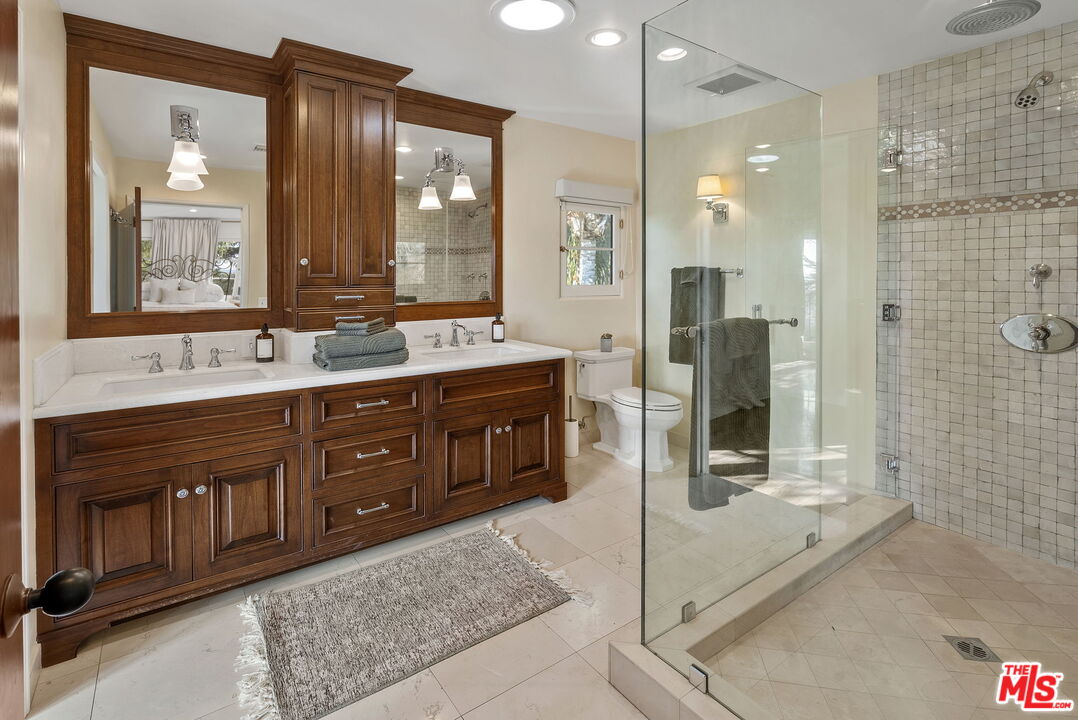3527 Wonder View Dr
