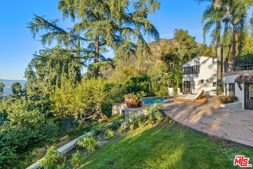 3527 Wonder View Dr