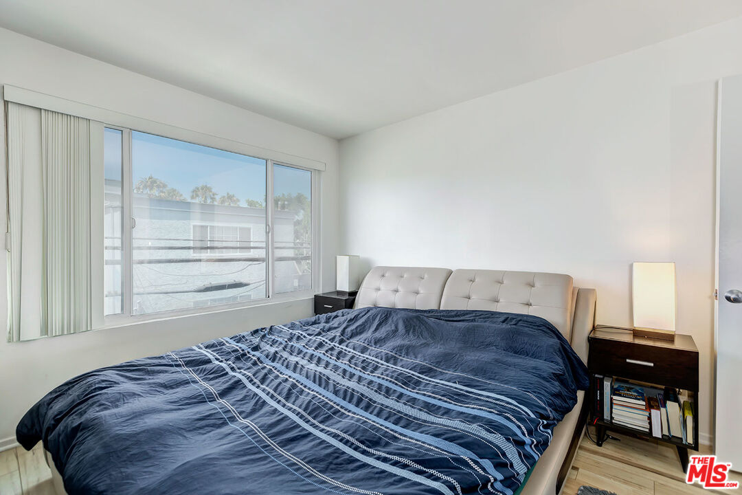 10 19TH AVE Unit: 7
