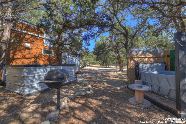 5228 CHIMNEY ROCK