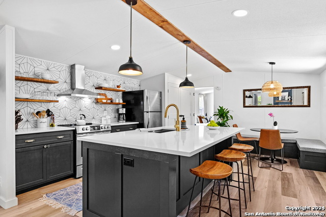 5228 CHIMNEY ROCK