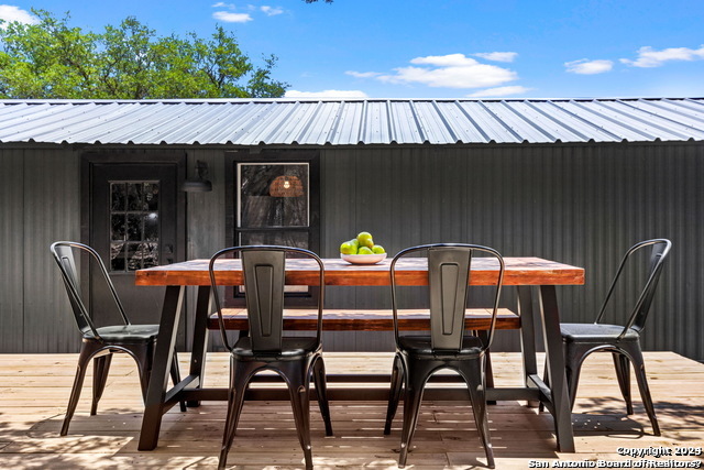 5228 CHIMNEY ROCK