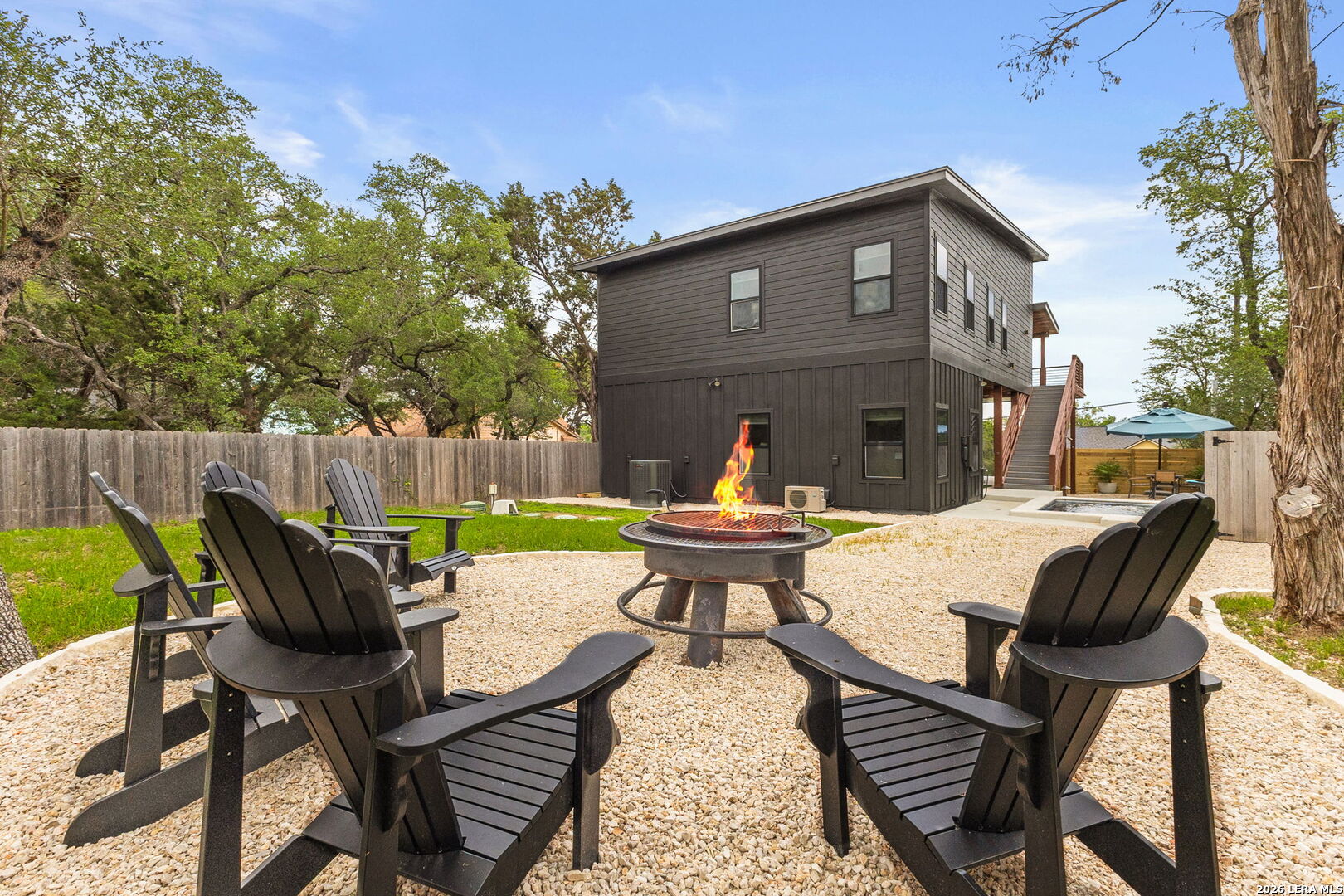 143 MOUNTAINVIEW DR