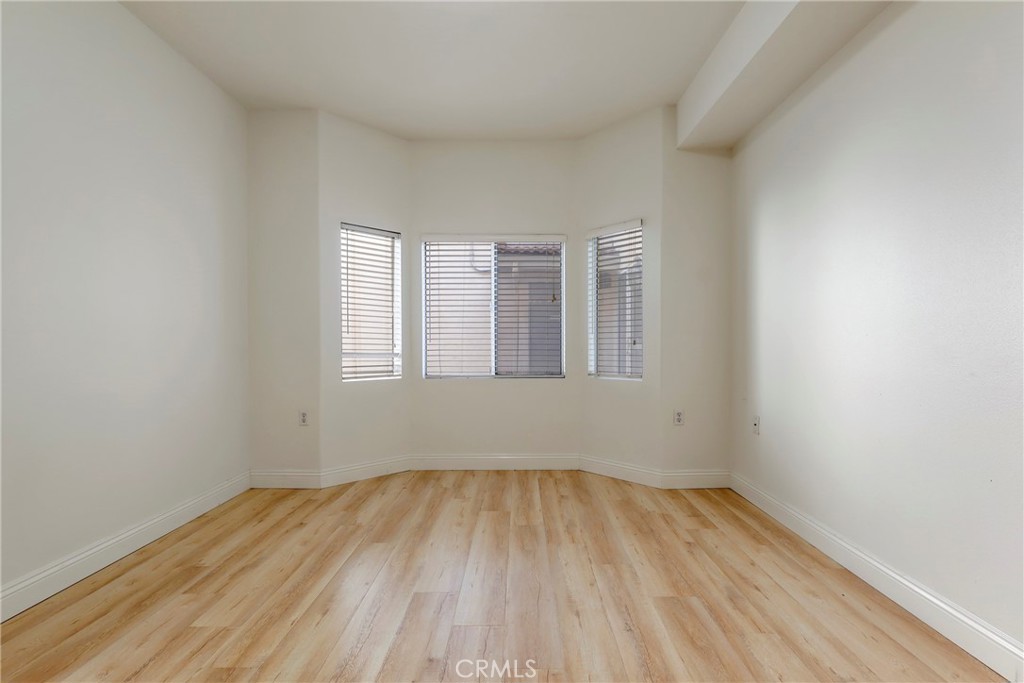 17888 Alburtis Avenue B117