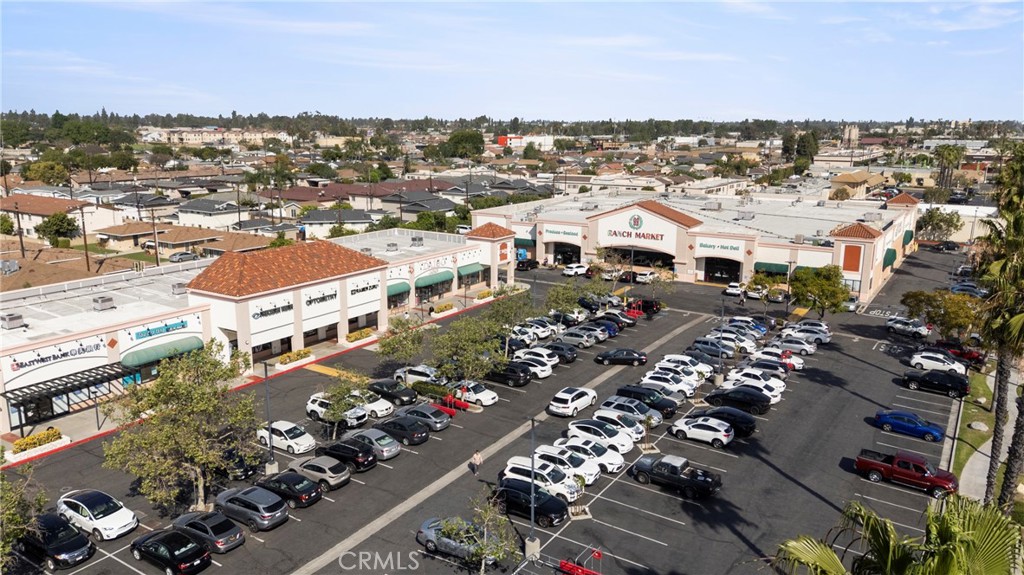 17888 Alburtis Avenue B117