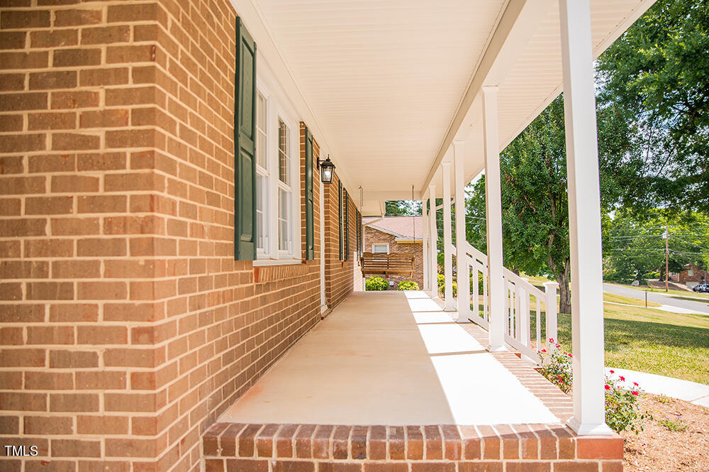 193 White Oak Drive