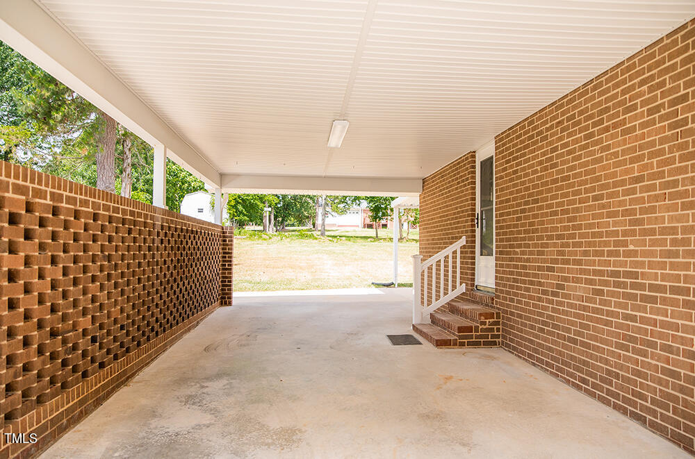 193 White Oak Drive