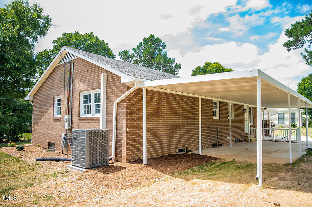 193 White Oak Drive