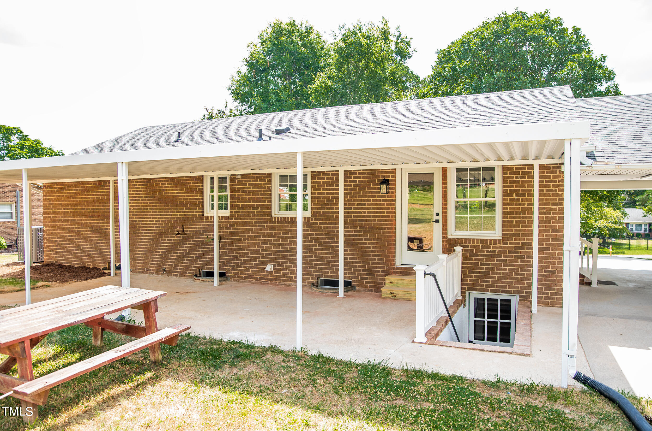 193 White Oak Drive