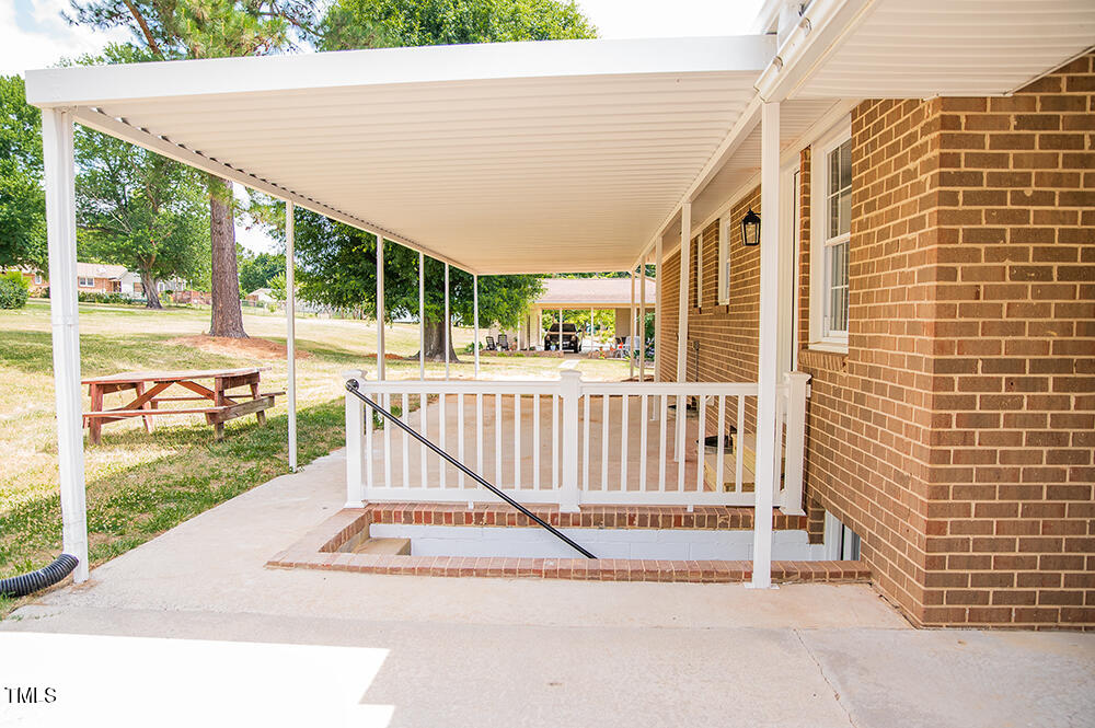 193 White Oak Drive