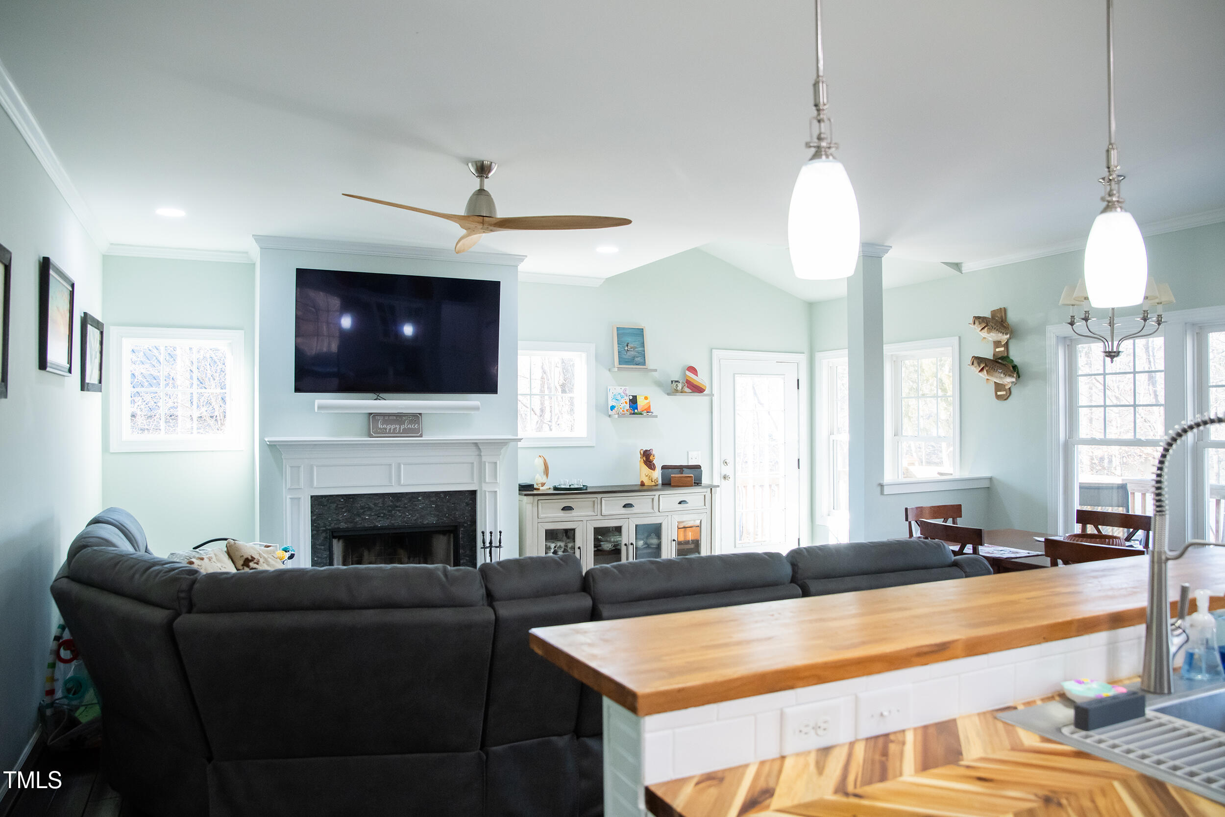86 Glenview Drive
